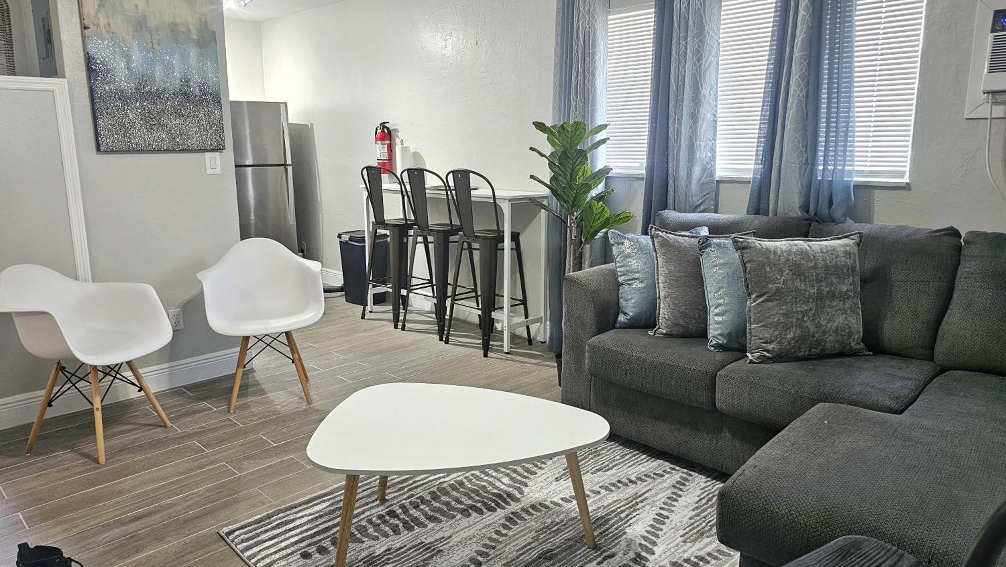 Big Tv Apartment 5 Miles From Hard Rock Casino ฮอลลีวูด ภายนอก รูปภาพ